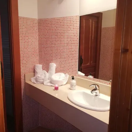 El Cuirgu Aparthotel