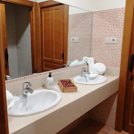 Aparthotel El Cuirgu